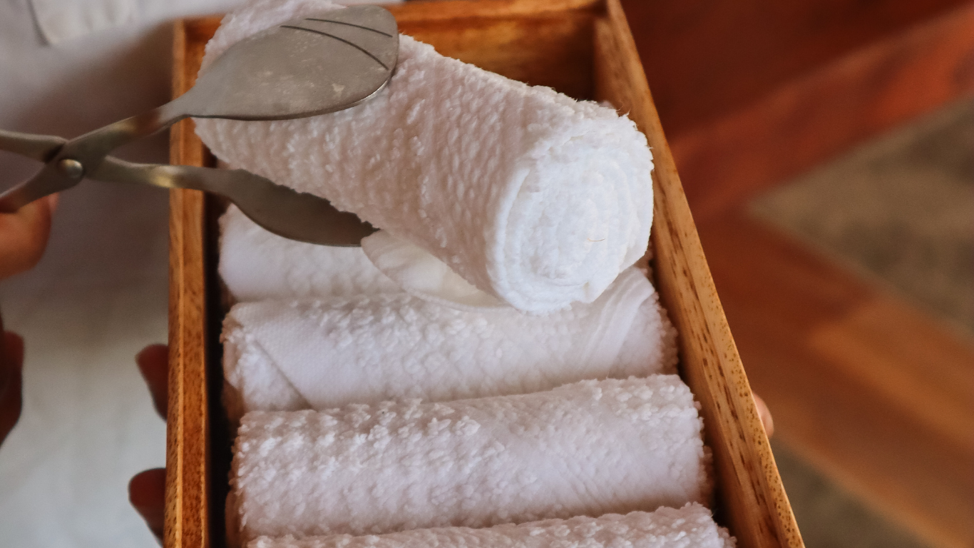 2.3 Face Towel